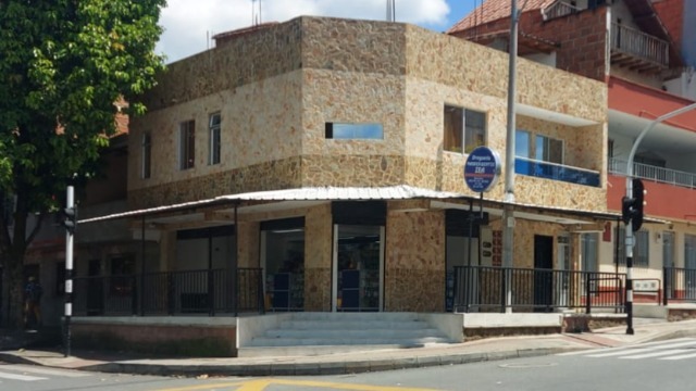 Mas Descuentos Zea 1 - Farmacia en Medellín