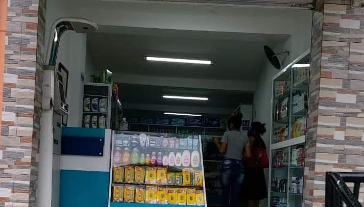 Maxfarma Drogueria - Farmacia en Medellín