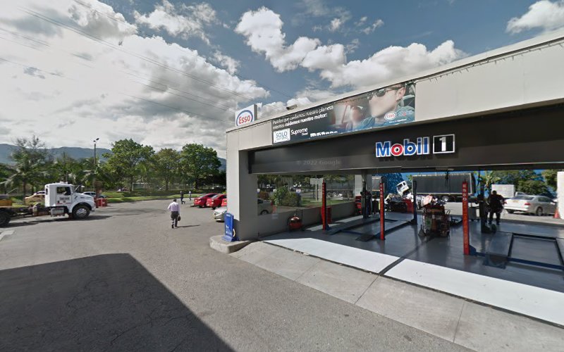 Pasteur Droguería - Farmacia en Medellín