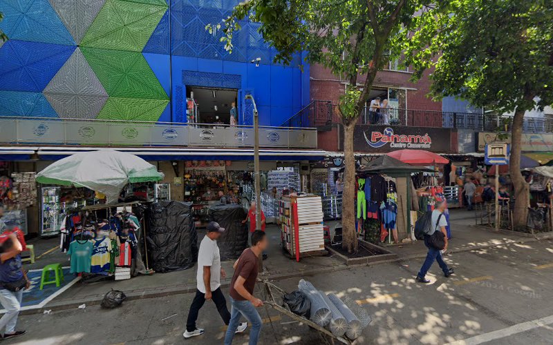 Perfumeria Zafiro - Perfumería en Medellín