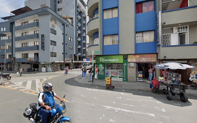San Ignasio Droguerías - Farmacia en Medellín