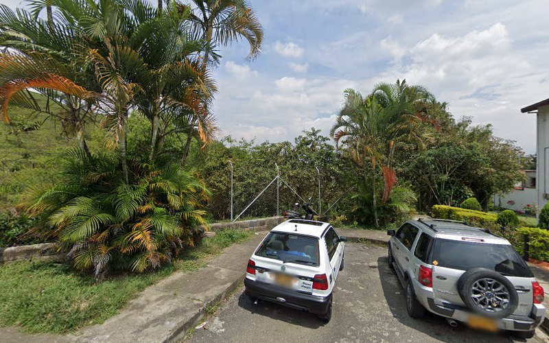 VÍA BALOTO DROGUERIA CESPEDES NO.28 MEDELLIN - Comercio en Medellín