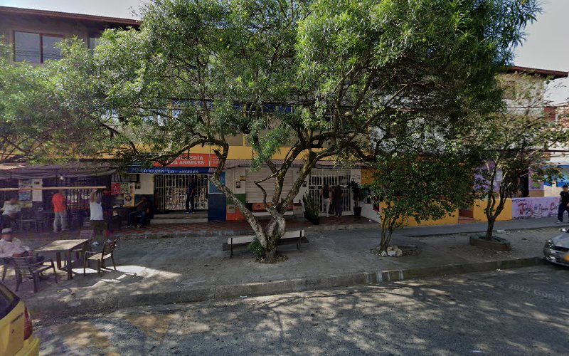 Vía Baloto Drogueria Los Angeles Medellin - Comercio en Medellín