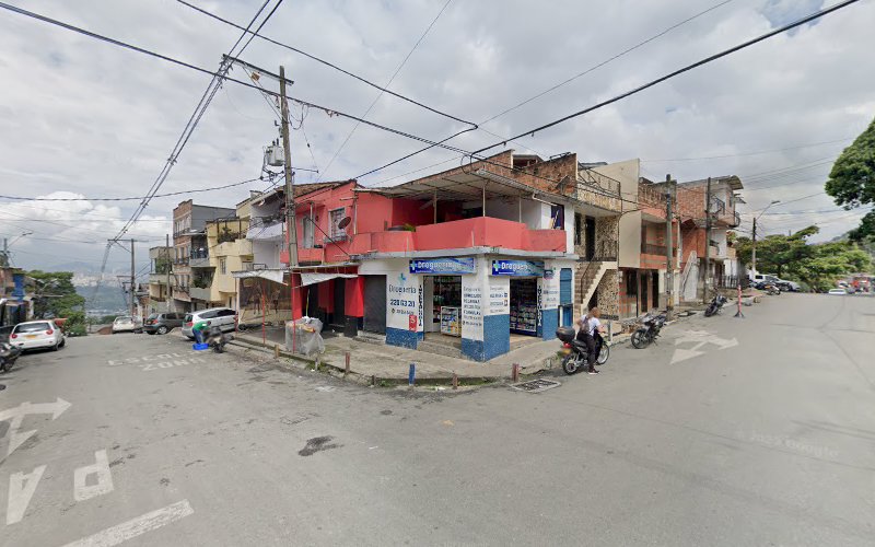 Vía Baloto Drogueria Villagrande Medellin - Comercio en Medellín