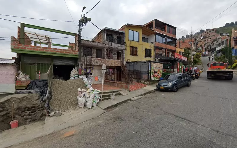 Deposito de Materiales - Almacén en Medellín