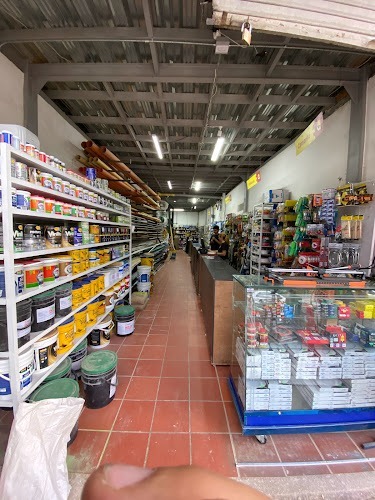 DEPOSITO Y FERRETERIA GOLDEN - Tienda de bricolaje en Medellín