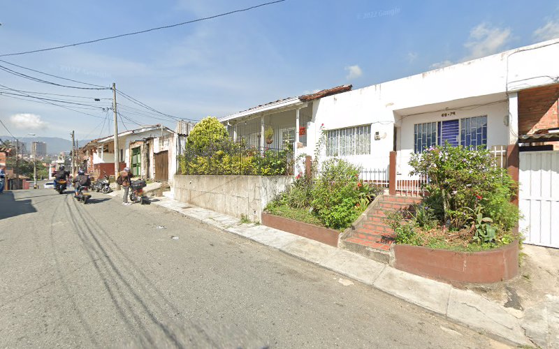 Depósito Y Ferretería Juan Lucas - Ferretería en Medellín