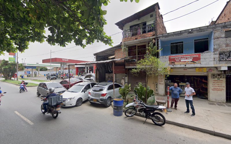 Depósito Y Ferretería La Bomba Men - Ferretería en Medellín