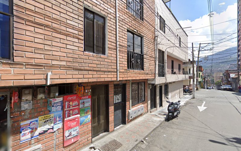 DEPOSITO Y FERRETERIA LÁPIZ - Tienda de herramientas en Medellín