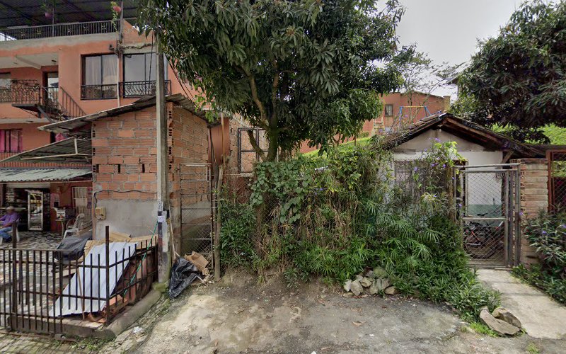 DISTRIBUCIONES DE FERRETERIA MEDELLIN - Ferretería en Medellín