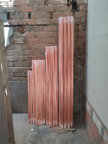 Distribuciones Polo a Tierra - Ferretería en Medellín