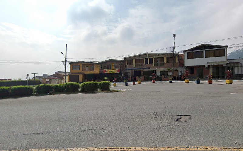 Electricos Y Ferreteria Don Leo - Ferretería en Medellín