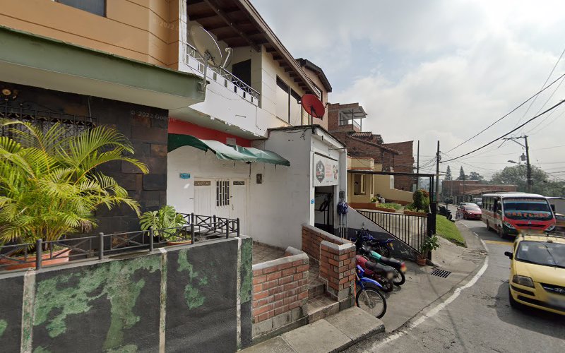 Electricos y ferreteria j j - Ferretería en Medellín