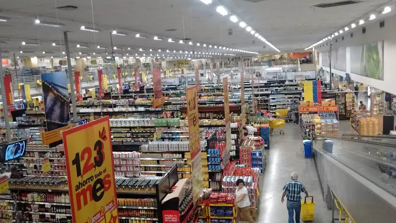 Éxito Wow Poblado - Ferretería en Medellín