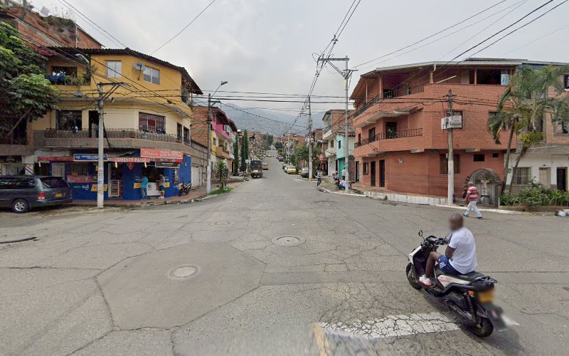 Ferretería Casa Velez - Tienda de artículos para el hogar en Medellín