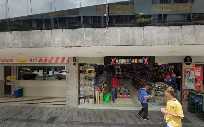 Ferreteria El Punto - Tienda de materiales para la construcción en Medellín