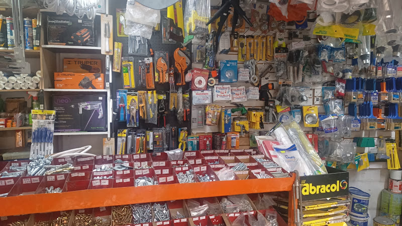 Ferretería la 124 - Tienda de herramientas en Medellín