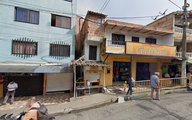 Ferreteria La Nueva - Ferretería en Medellín