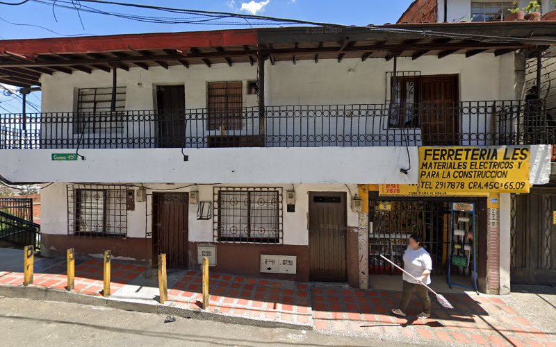 Ferreteria Les - Ferretería en Medellín