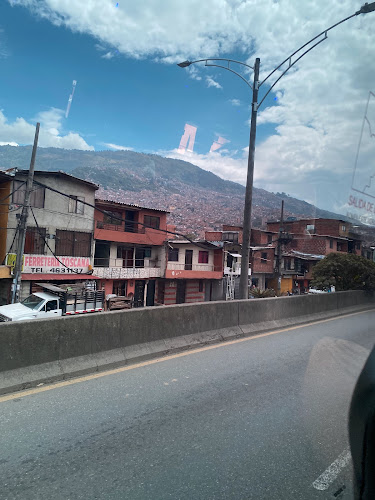 Ferretería Toscana - Ferretería en Medellín