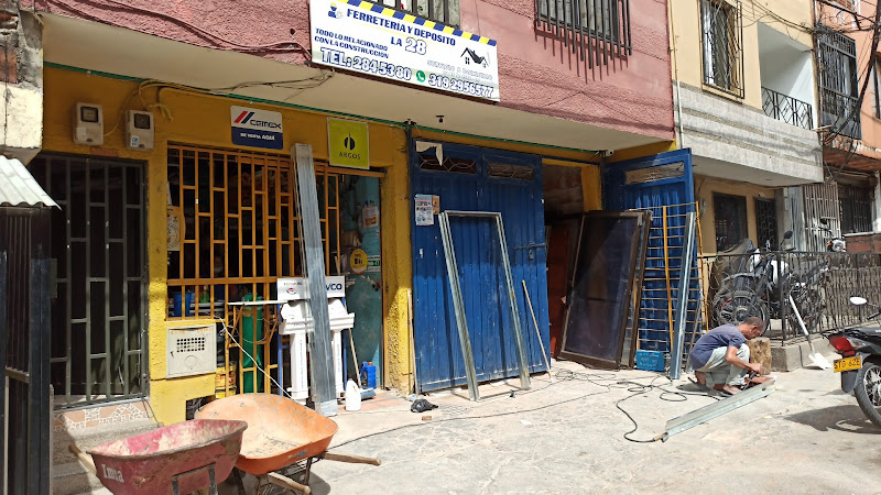 Ferreteria y Depósito LA 28 - Ferretería en Medellín