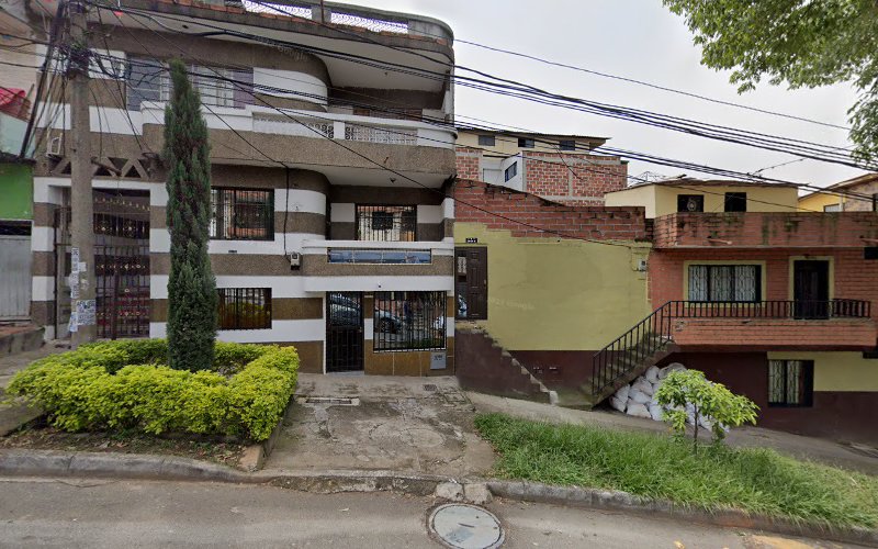 FERRETERÍA Y ELÉCTRICOS LA LOMA - Ferretería en Medellín