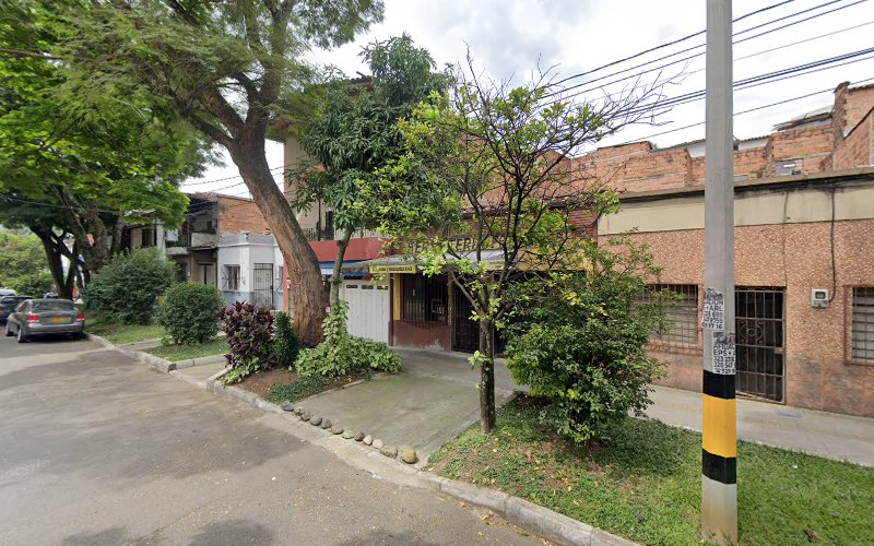 Ferretería Y Fotocopías A Y B - Ferretería en Medellín