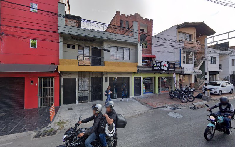 Ferrosolucion la 80 - Ferretería en Medellín