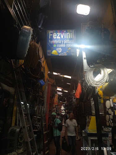 Fezvinil Ferretería y Pinturas - Tienda de herramientas en Medellín