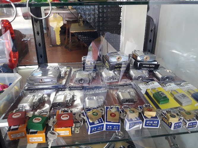 Llaves La Colmena - Servicio de duplicación de llaves en Medellín