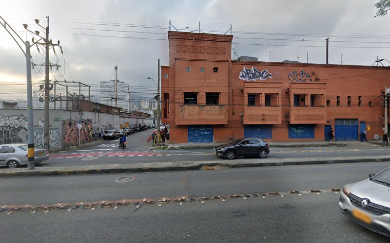 Maqinas y Herramientas S.A - Ferretería en Medellín