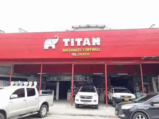 Materiales el Titán número cuatro - Comercio en Medellín
