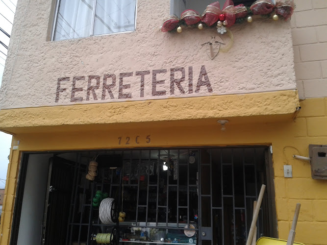 MATERIALES M Y M ROBLEDO - Ferretería en Medellín