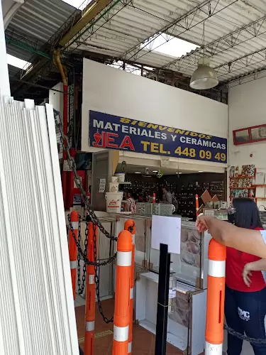 Materiales y Cerámicas J E A - Tienda de artículos para el hogar en Medellín