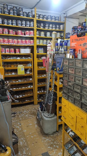 PINTUPELAEZ - Ferretería en Medellín