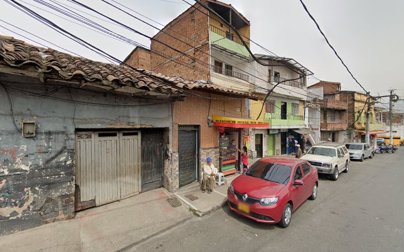 pro pinturas y ferretería - Ferretería en Medellín