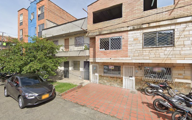 Proyectos y Construcciones DYG S.A.S - Piscina en Medellín