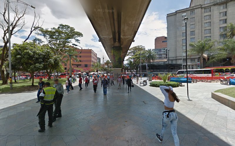 Universo de accesorios - Ferretería en Medellín