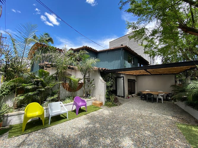 Hostal Boutique Casa Mosaiko Patio Bonito -  en Medellín