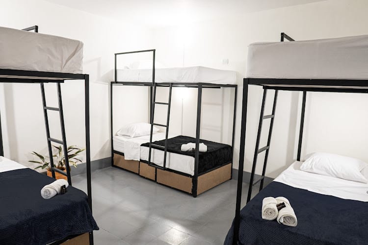 Laureles Garden Hostel - Alojamiento con servicio en Medellín