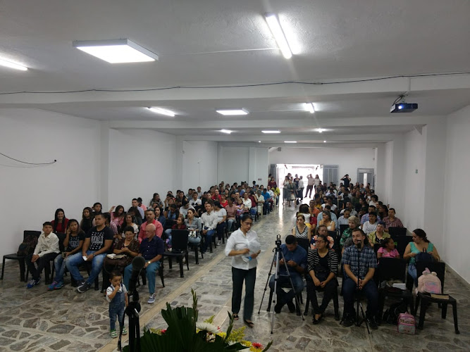 Centro De Fé y Esperanza Boston - Iglesia cristiana en Medellín