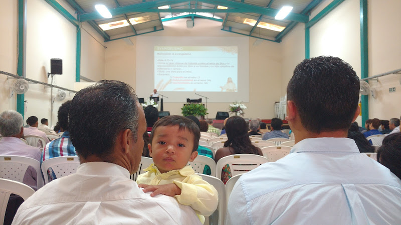 Iglesia Bautista Reformada La Gracia de Dios - Iglesia bautista en Medellín