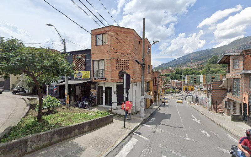 Iglesia Cristiana Casa de Oración - Iglesia en Medellín