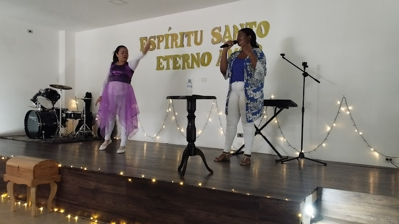 IGLESIA CRISTIANA PUERTA DE DIOS - Iglesia cristiana en Medellín