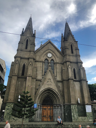 Iglesia Cruzada Cristiana Cmm - Iglesia cristiana en Medellín