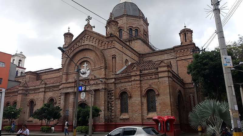Iglesia de San Benito - Iglesia en Medellín