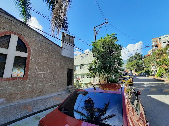 Iglesia Manantial de Paz - Iglesia en Medellín