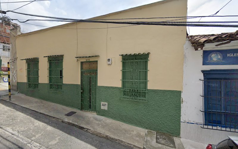 Iglesia Pentecostal Unida de Colombia - Los Puentes - Iglesia pentecostal en Medellín