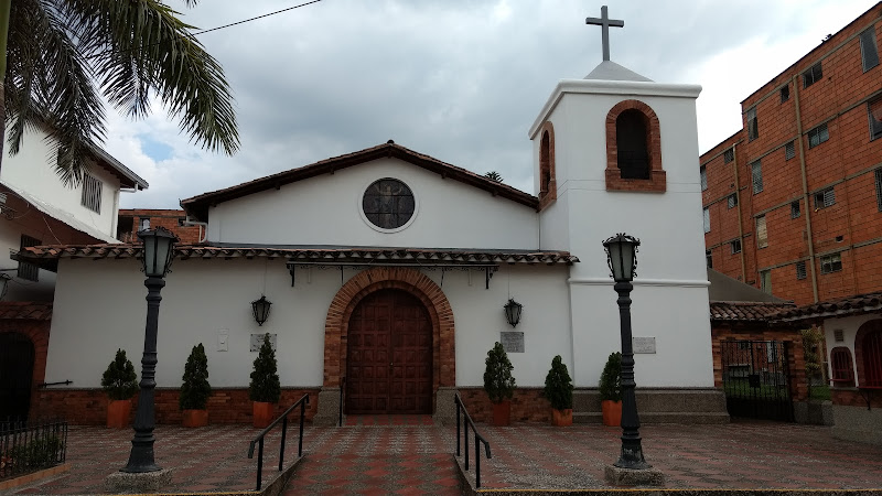 Parroquia Cristo Resucitado - Parroquia en Medellín