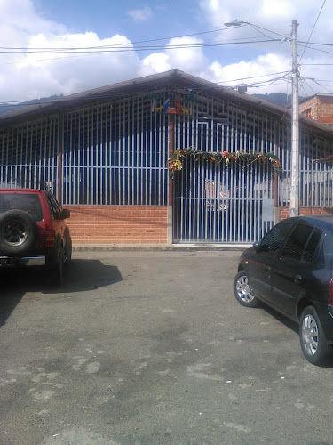 Parroquia El Divino Niño - Bello - Iglesia católica en Medellín